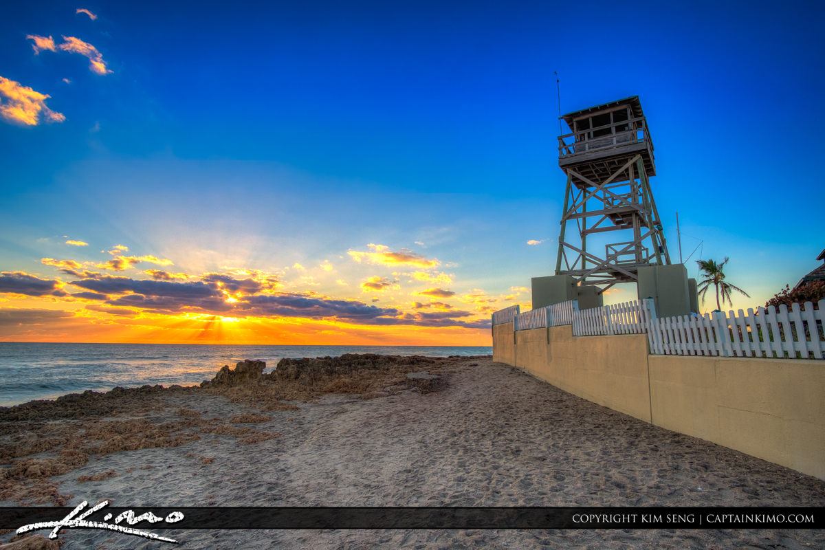 Hitchinson Island Sunrise Stuart Florida at Beach Royal Stock Photo