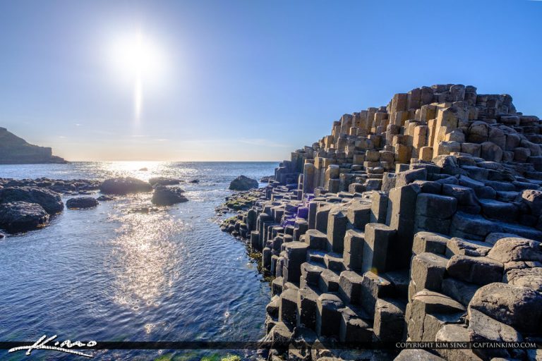 Into the Sun Giants Causeway Bushmills Northern Ireland - Royal Stock Photo