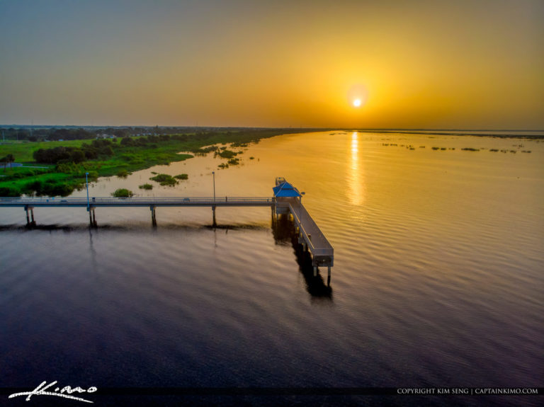 Lake Okeechobee Park Sunrise Profile View Lake Royal Stock Photo