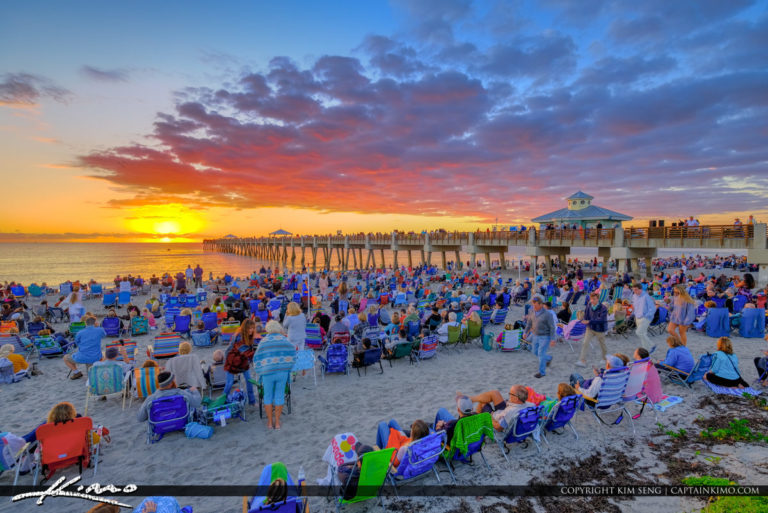 Easter Morning Sunrise 2019 Juno Beach Pier Royal Stock Photo