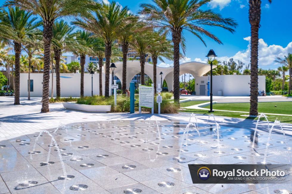 Water Fountain Close Up Las Olas Oceanside Beach Fort Lauderdale Royal Stock Photo