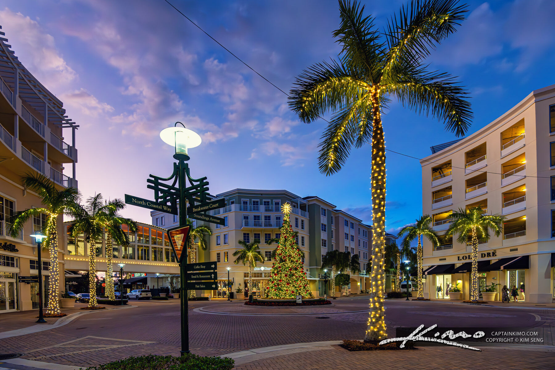 Street Signs at Harbourside Place 2024 Christmas