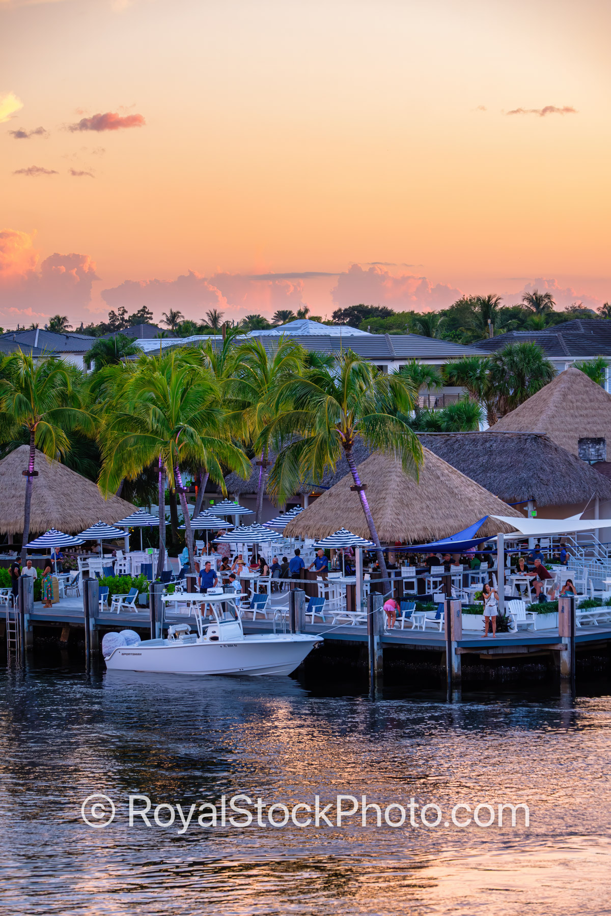 Waterway Cafe at the Tiki Hut Palm Beach Gardens