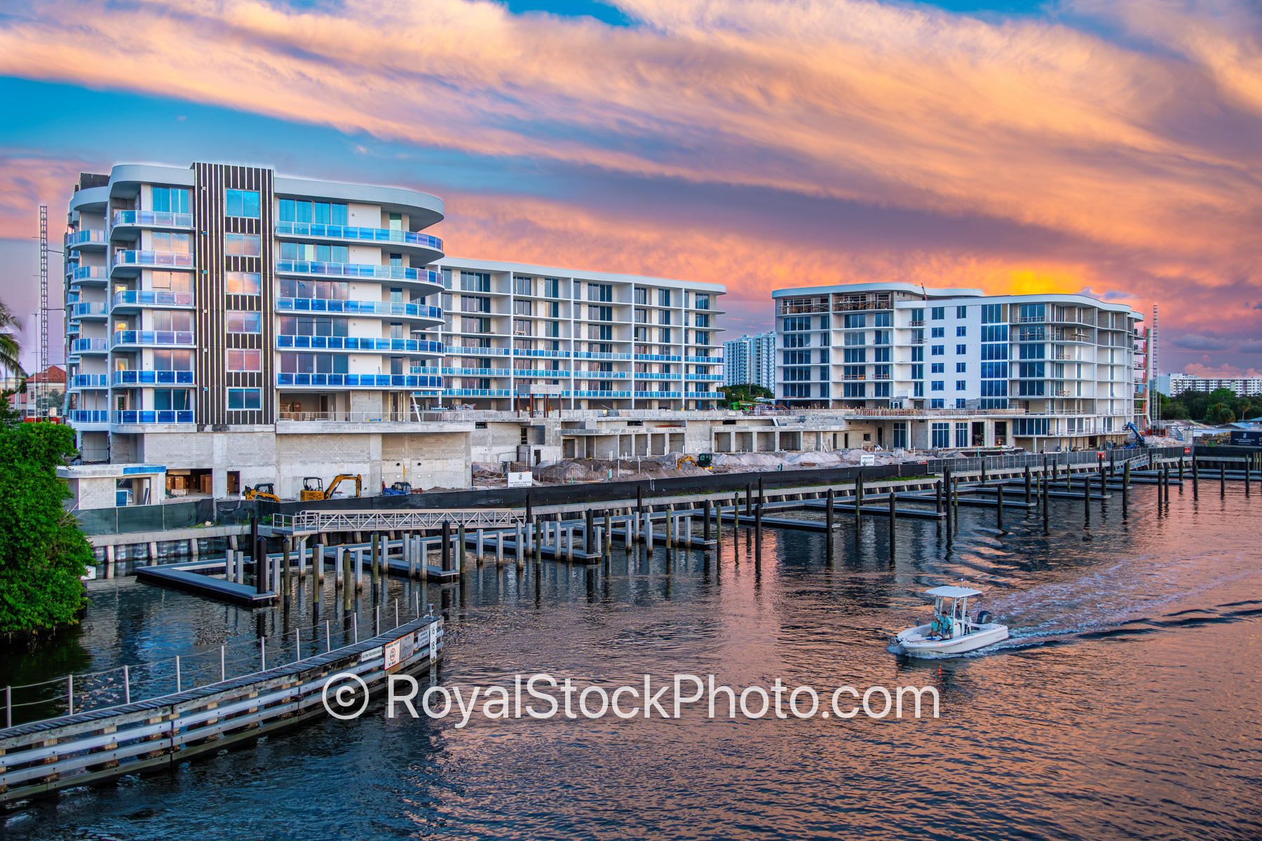 The Ritz Carlton Residences at Gardens Boating Life