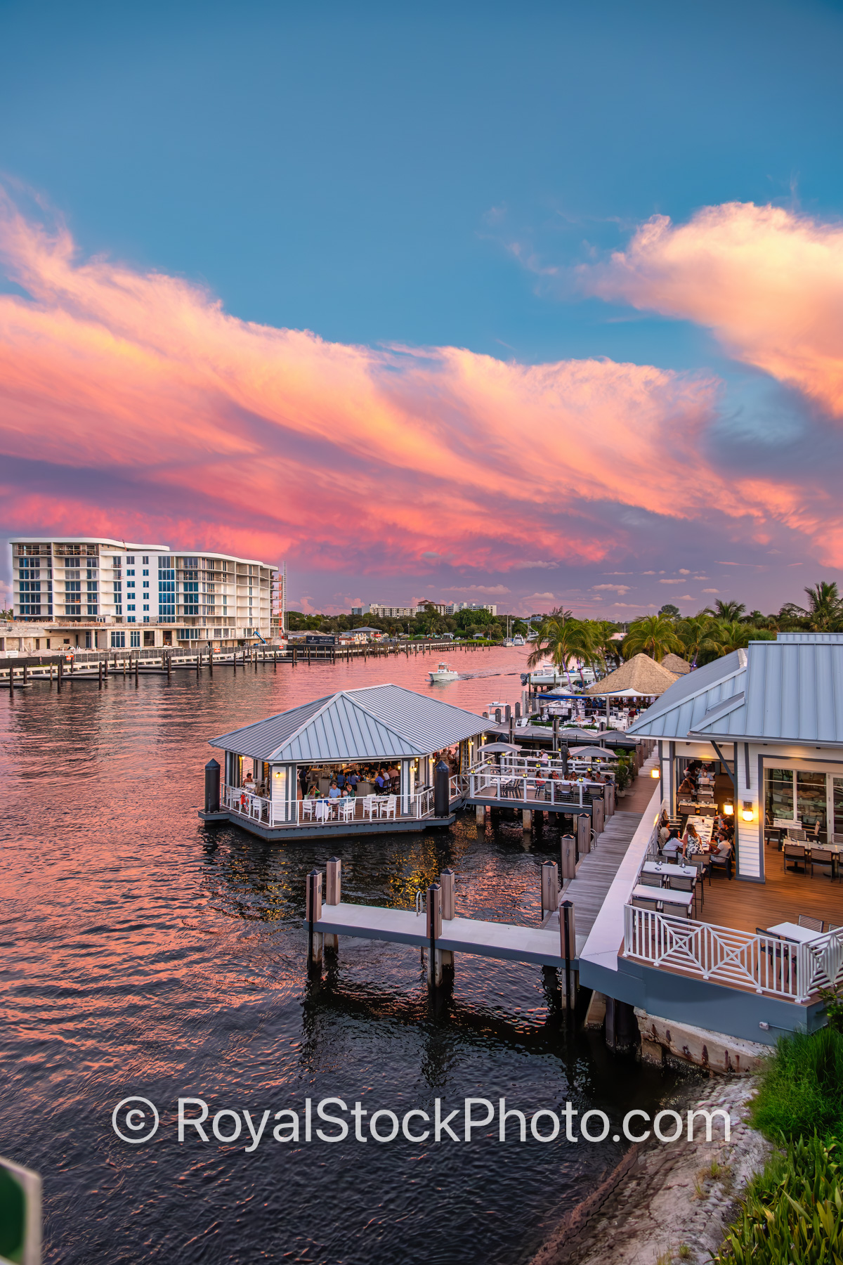 The Ritz Carlton Residences and Waterway Cafe Floating Bar at Su