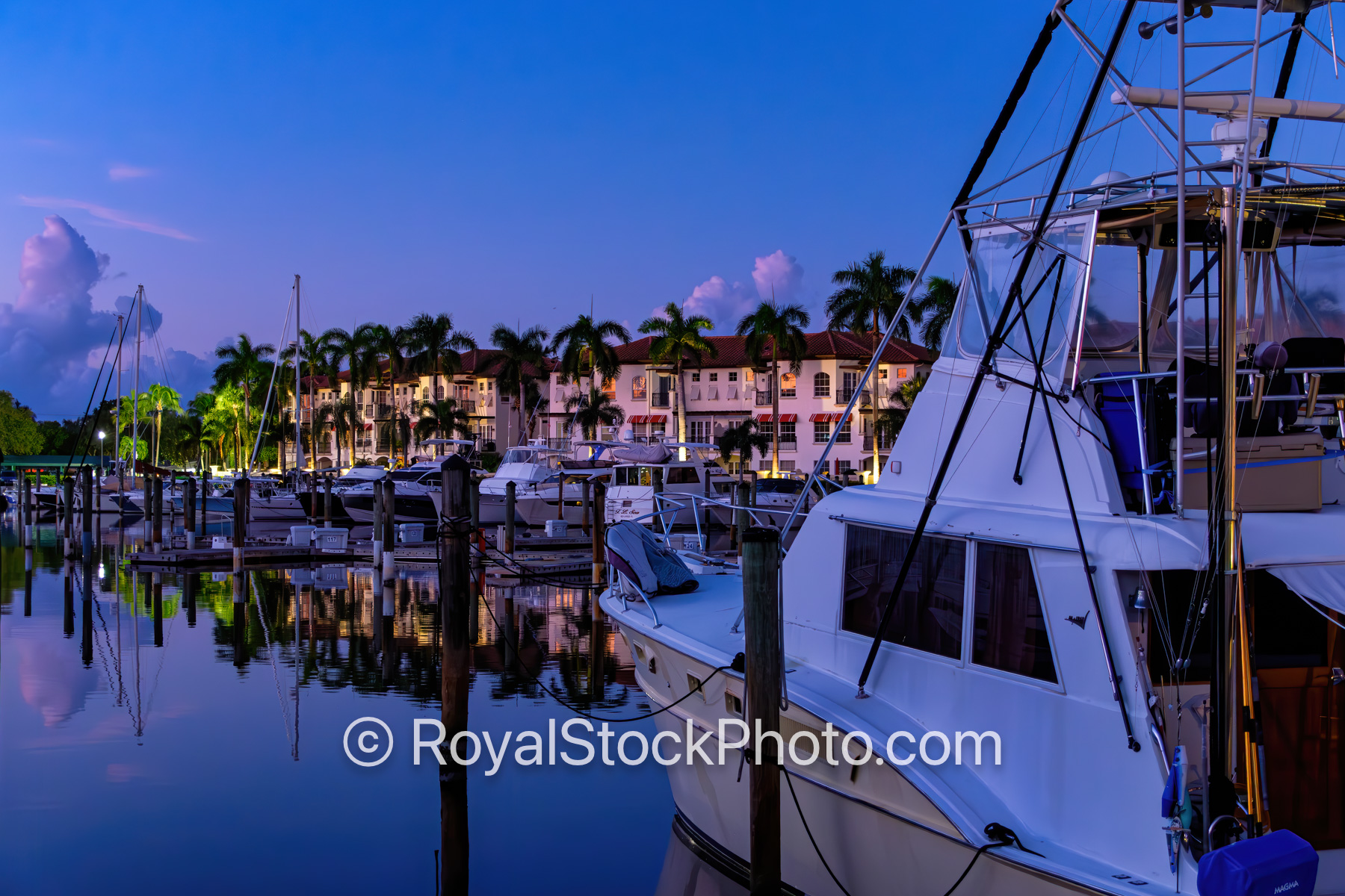 Soverel Harbour Marina Palm Beach Gardens Yatch Docked and Resid
