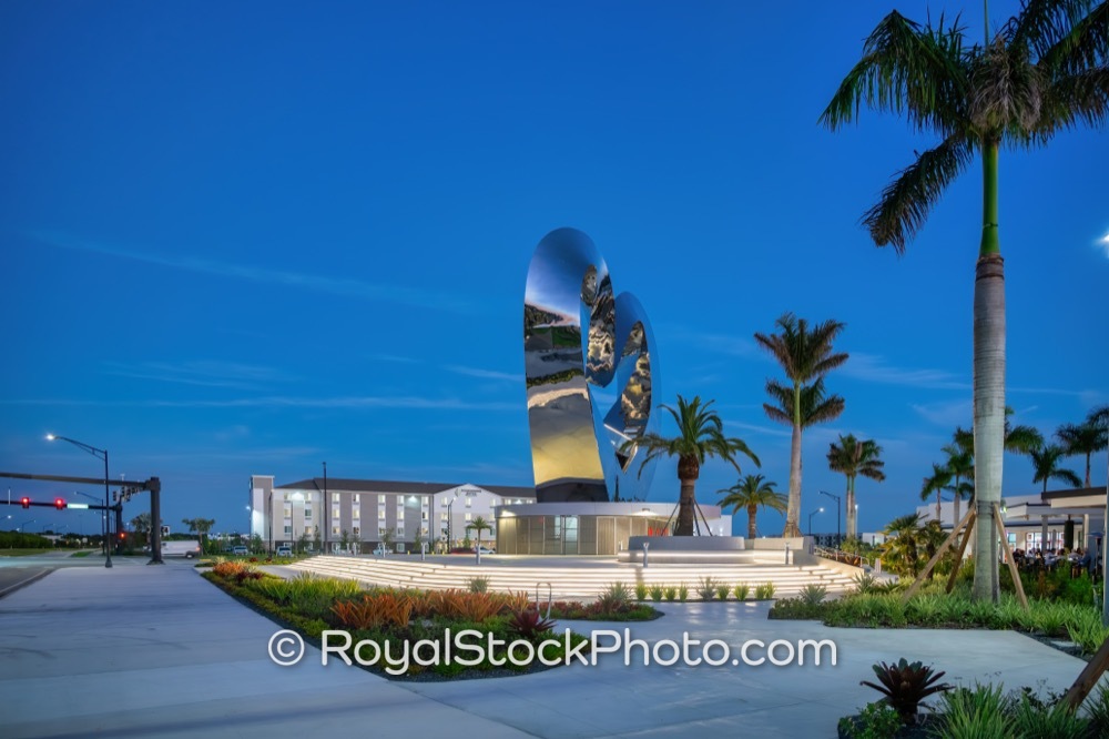 Stroll Along the Scenic Waterfront with Iconic Heart in the Park Sculpture in Port St Lucie on Southwest Discovery Way 20251212