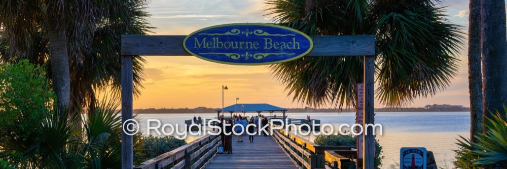 Visit the Vibrant Melbourne Beach Pier for Sunset Views and Local Community Life on Riverside Drive 20260102