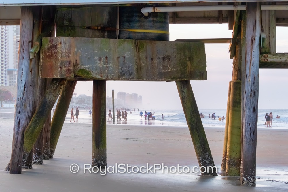Colorful Evening Scenes Document Vibrant Activities Under Daytona Beach Main Street Pier at Sunset on Main Street Bridge 20250718