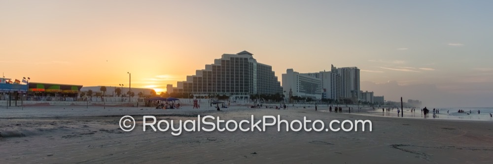 Unwind at Daytona Beach Boardwalk A Gateway to Enchanting Sunset Views and Vibrant Evening Activities on North Atlantic Avenue 20250718