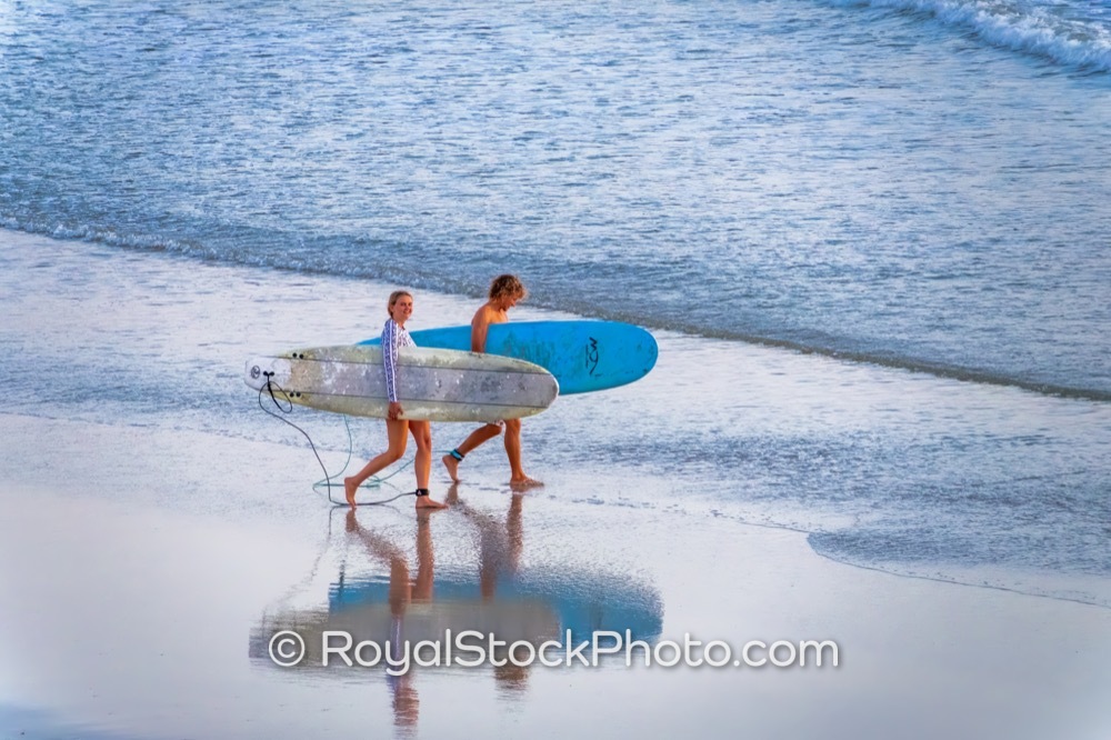 Surfing Community Thrives at Daytona Beach Main Street Pier During Early Morning Light 20250719