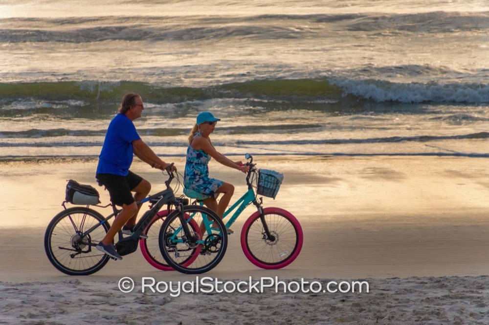 Embrace Outdoor Living with Daytona Beach Boardwalks FamilyFriendly Cycling Adventures 20250719