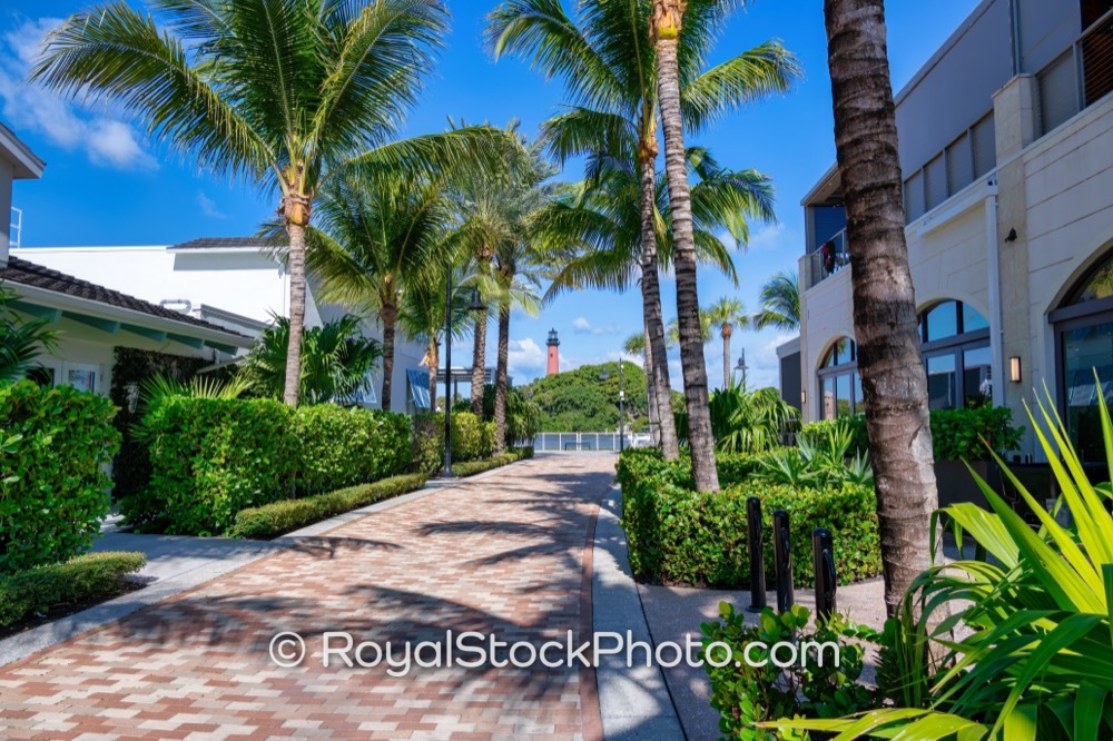 Luxury Community Pathway Leads to Iconic Jupiter Inlet Lighthouse Views in Palm Beach County on Lighthouse Road 20251121