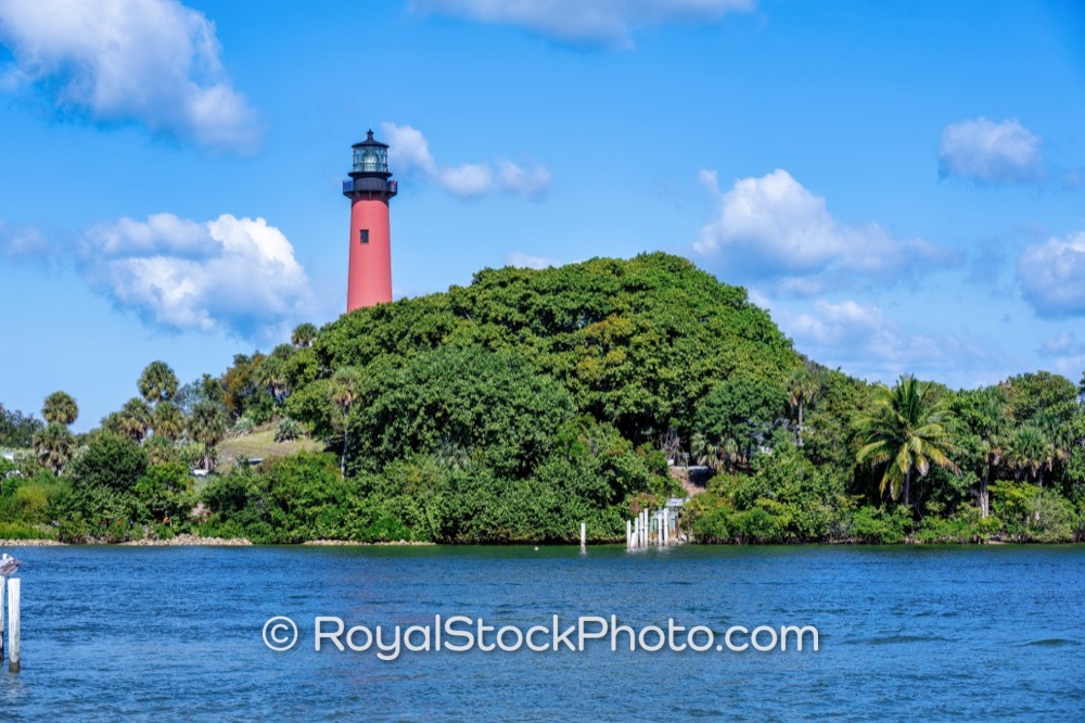 Embrace Waterfront Recreation Opportunities at Jupiter Inlet Lighthouse in Vibrant Palm Beach County on Lighthouse Road 20251121