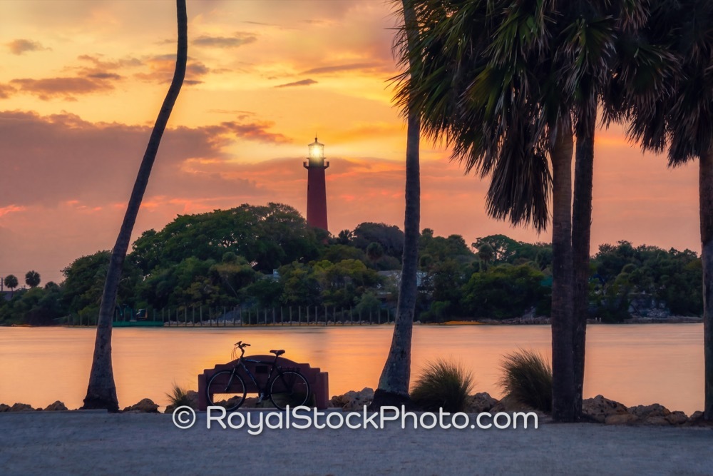 Explore Scenic Beauty and Historical Charm at Jupiter Inlet Lighthouse During Sunset on Dubois Road